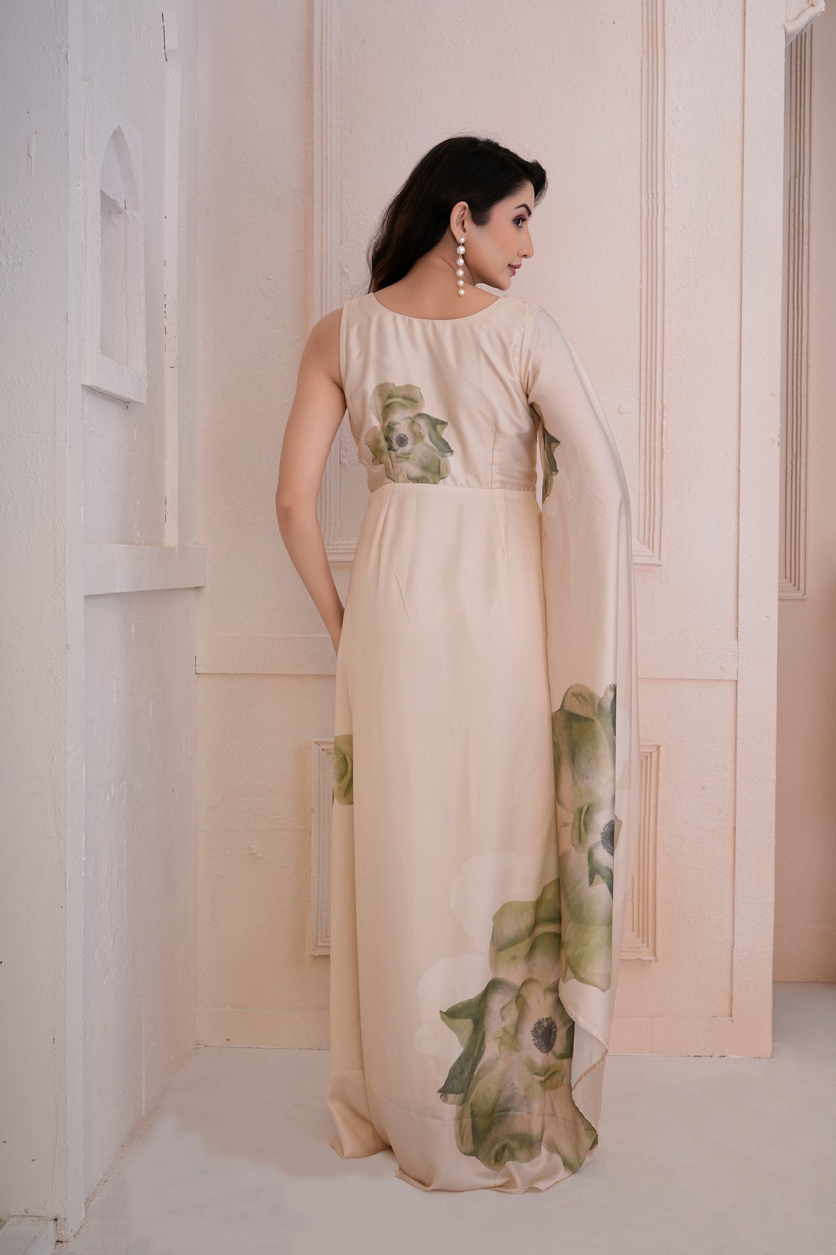 Amaryllis kaftan dress